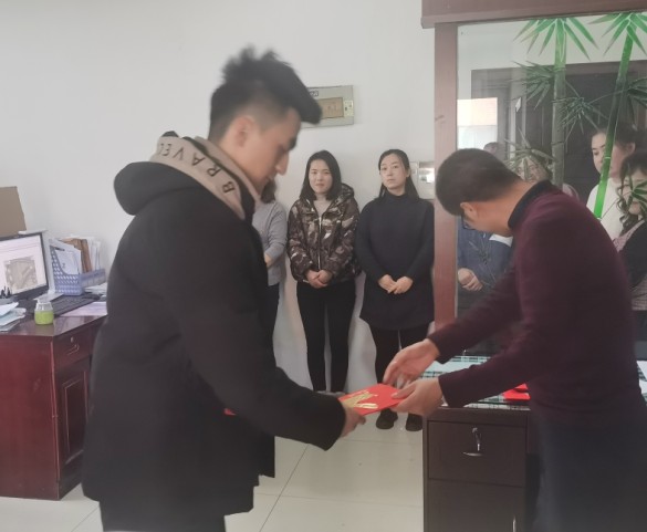 2020年度综合表现突出及优秀员工
